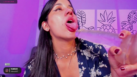 claudia_bosh 23-02-2022 bigcock 