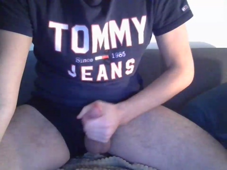 tomtom144001  23-02-2022 Recorded Video lick