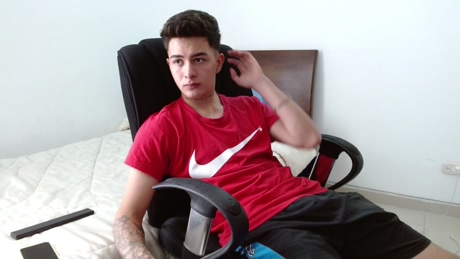 Baby_Santi2002  23-02-2022 video harddick