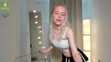 appr0ved  24-02-2022 hot Females