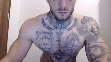 thebestmuscles  23-02-2022 video striptease