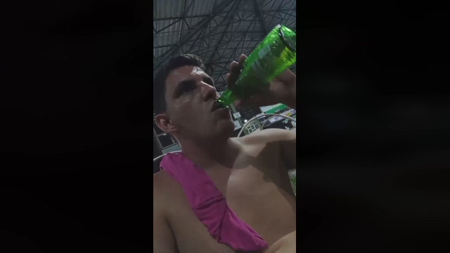 Anginhomineiro  25-02-2022 video spank