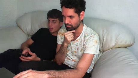 Sebhastian  24-02-2022 video analsex