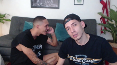 fratguysonline  25-02-2022 video spank