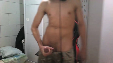 mr_f_  25-02-2022 Recorded Video suckshow