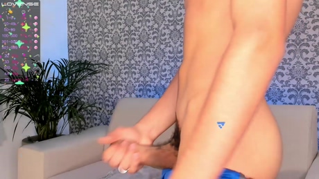 NoahAngel  26-02-2022 video kissing