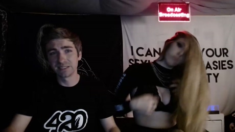 couplesfun1929 26-02-2022 sucktits 