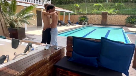 frat_house  25-02-2022 video juicy