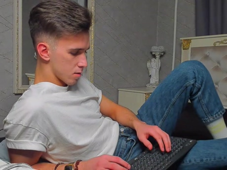 Lattavio  28-02-2022 video deepthroat