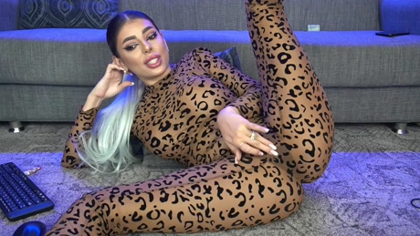 charlotte105  27-02-2022 ass Females