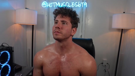 hotmuscles6t9  28-02-2022 video striptease