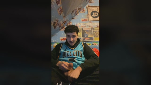 Lageriengay  01-03-2022 video sexybody