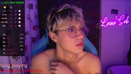 LeaneSeb  01-03-2022 video jerkoff