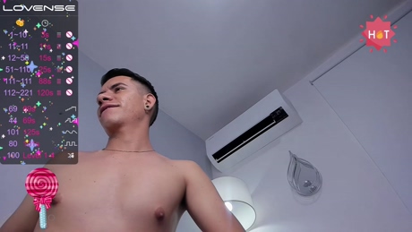 Sexy-Junge  28-02-2022 video bigballs