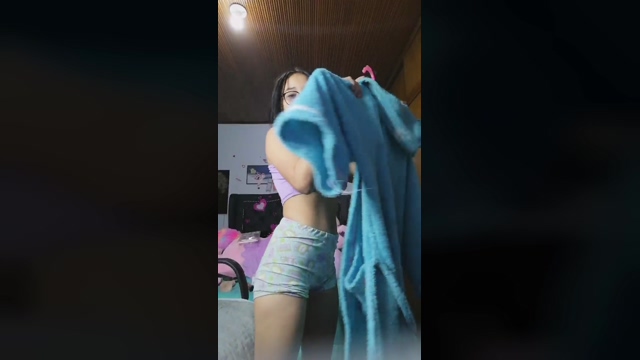 Sharlotqueen 01-03-2022 fuckass 
