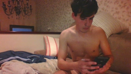 nioextrahot2003  28-02-2022 Recorded Video gag