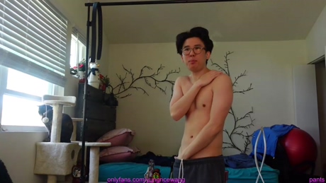 yungricewang  28-02-2022 video Download