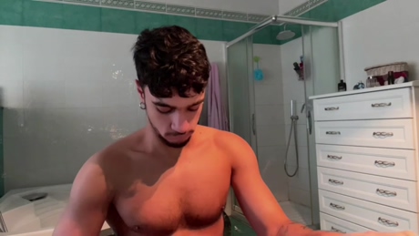BunnyBoy2002  02-03-2022 Recorded Video Topless