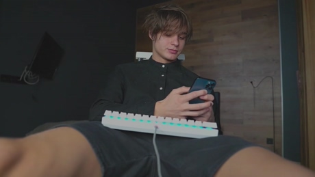 dave_maxwell  03-03-2022 video Topless