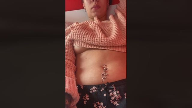 Bozanovic 04-03-2022 boobs 