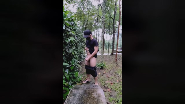 lonelyboyieee  04-03-2022 Recorded Video striptease
