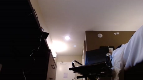 master_thorn  04-03-2022 video kiss