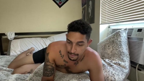 okensy215  03-03-2022 video sexyfeet