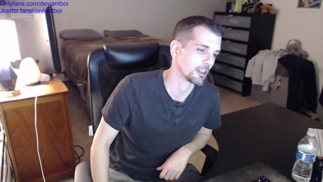 deviantill  05-03-2022 video sexy