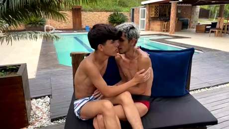 frat_house  04-03-2022 video sexymale