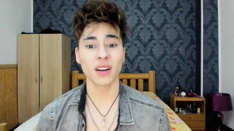 kevin_hug  05-03-2022 video striptease