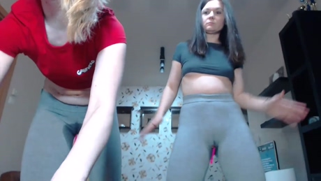 llovers4u2 04-03-2022 lick 