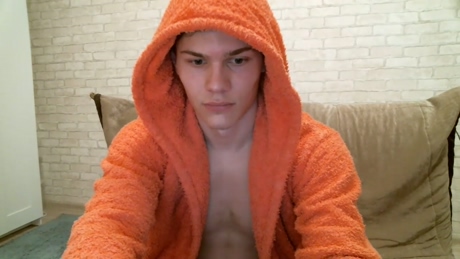 milkshake_on_body  04-03-2022 video kissing