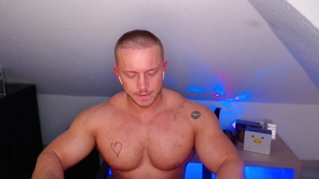 flexxxcouple  05-03-2022 video big