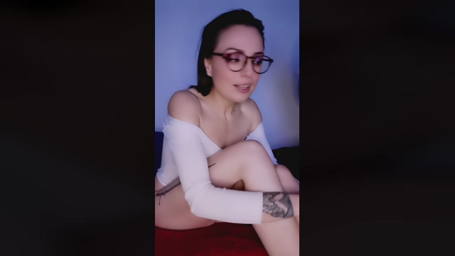 nessiehotfeet 05-03-2022 squirt 