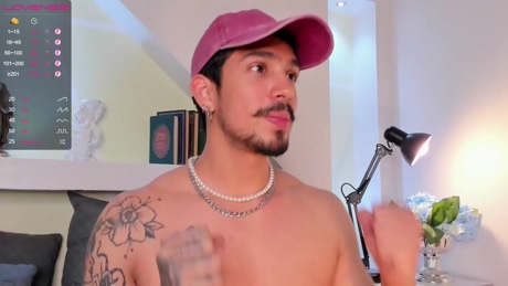 tigerstriipes  06-03-2022 video suck