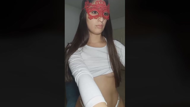 Eu_enmascarada 09-03-2022 sucktits 