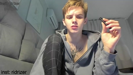 horny_jerk_roy_prick2001  08-03-2022 video fuckhard