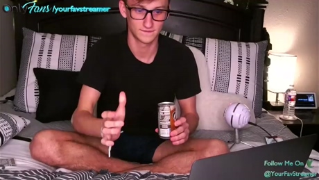 anotherskinnyboy  10-03-2022 video lick