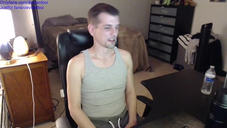 deviantill  11-03-2022 video spank