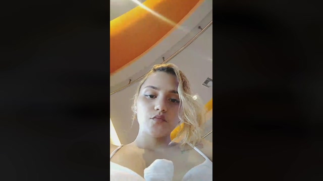 Giulia_Moratti 11-03-2022 naughty 