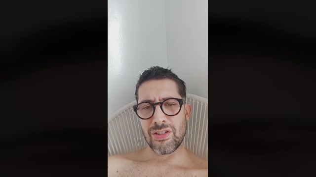 faromen2  13-03-2022 video kissing