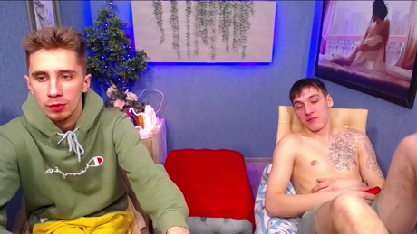 louis_lawson  12-03-2022 video sweet