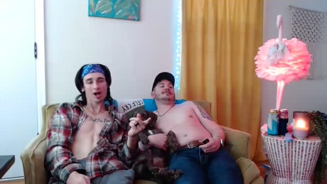 tommy_lee_ii  12-03-2022 video lick