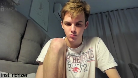 horny_jerk_roy_prick2001  13-03-2022 video Topless