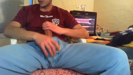 hugeguy  14-03-2022 video fuckme