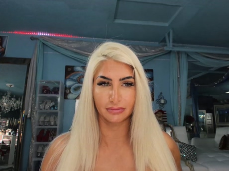 adrianna_fox 14-03-2022 Topless 