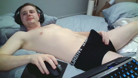 aidennw  15-03-2022 video sexyfeet