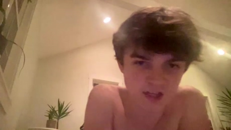 chrishall45  16-03-2022 video jackoff