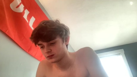 chrishall45  15-03-2022 video gay