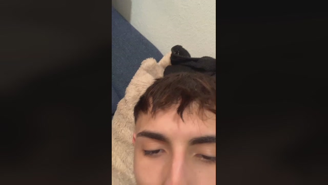 Youngmilk21  16-03-2022 video cute